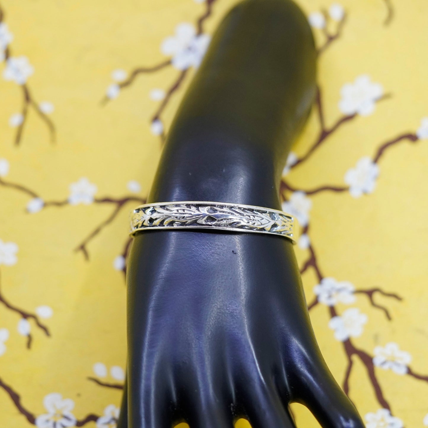 6.25”, vtg Sterling silver handmade bracelet, southwestern 925 textured cuff