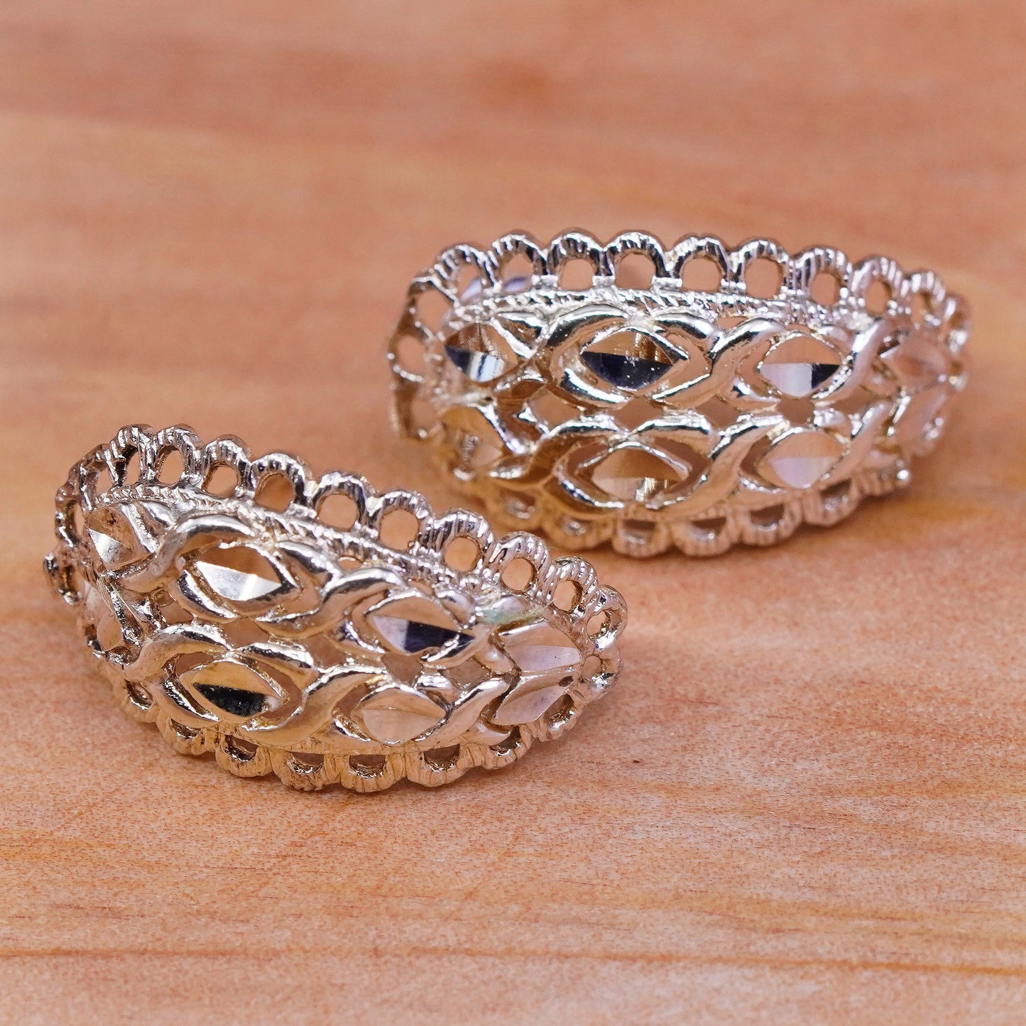 0.75”, vermeil gold over Sterling silver earrings, 925 filigree hoops, huggie