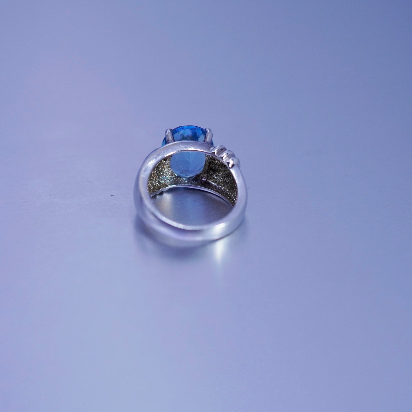 Size 6, vintage Sterling 925 silver handmade band ring with topaz