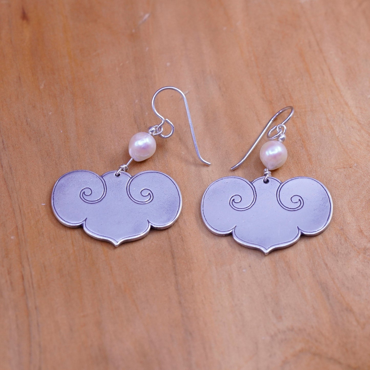 Vintage Sterling 925 silver handmade oriental cloud earrings with pearl