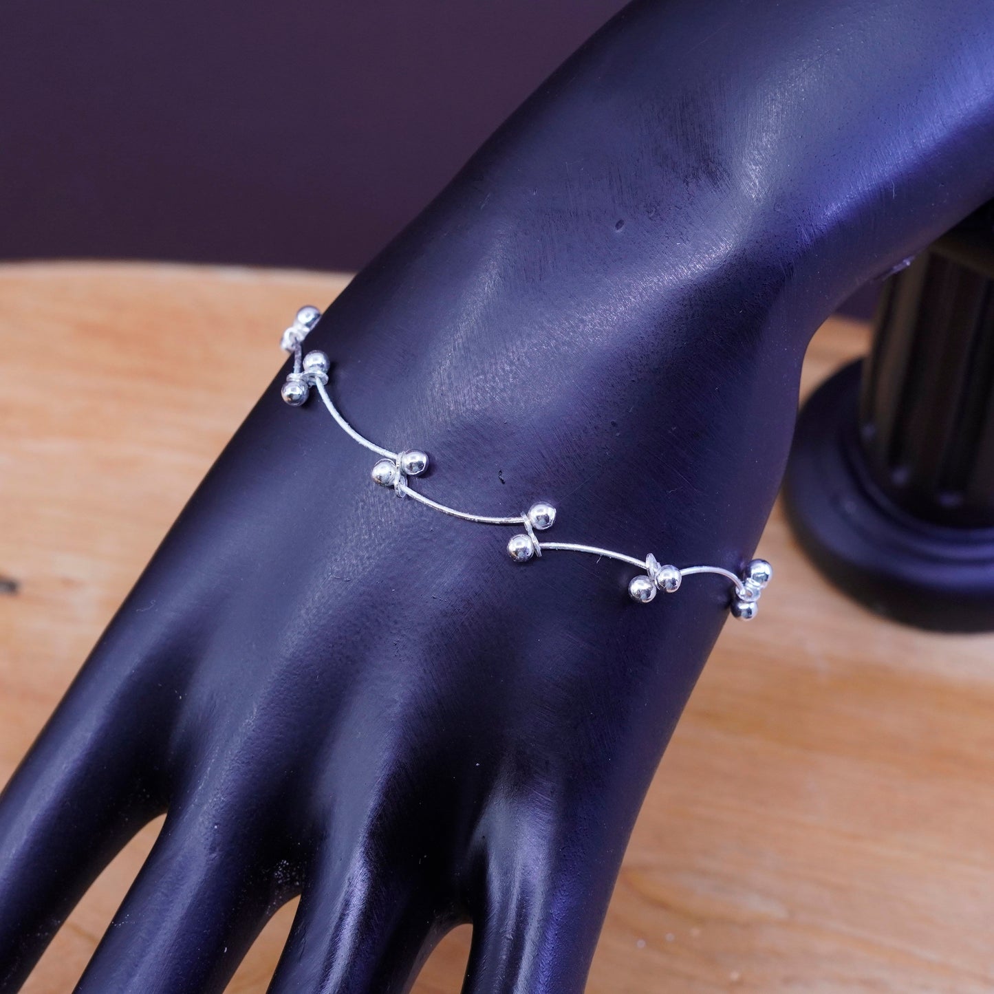 7”, vtg Sterling silver handmade bracelet, 925 wavy DNA link chain with bead