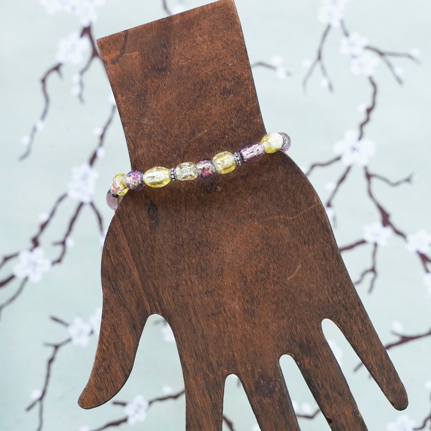 6.75”, vtg 925 Sterling silver bracelet with artisan yellow foiled glass beads