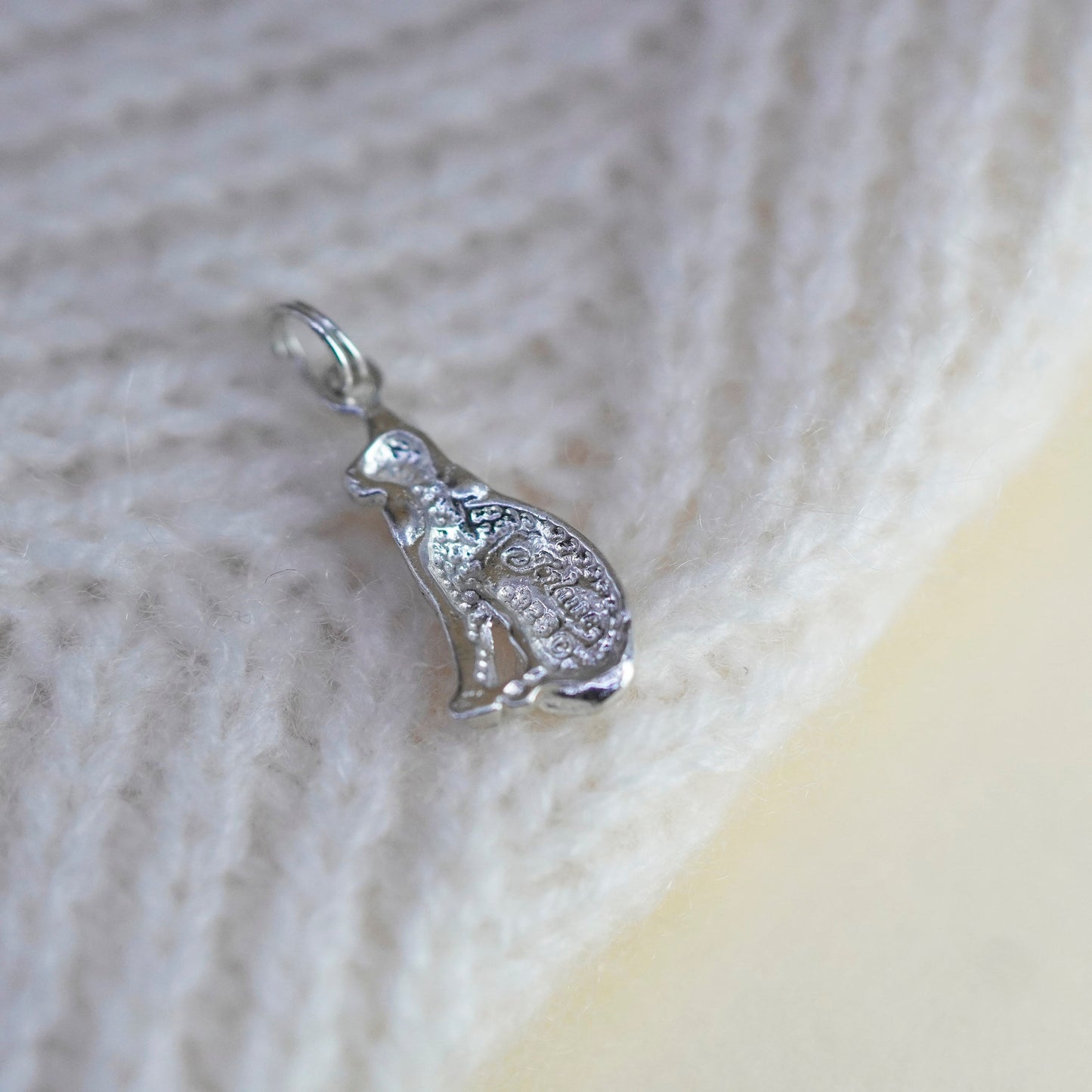 Vintage sterling silver handmade pendant, 925 cat kitty charm