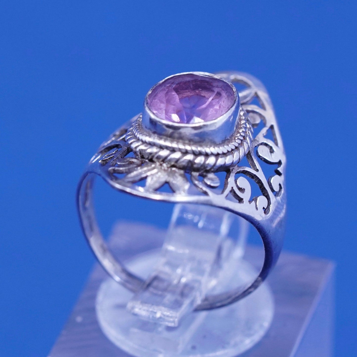 Size 6 Vintage Sterling 925 silver filigree handmade ring with amethyst