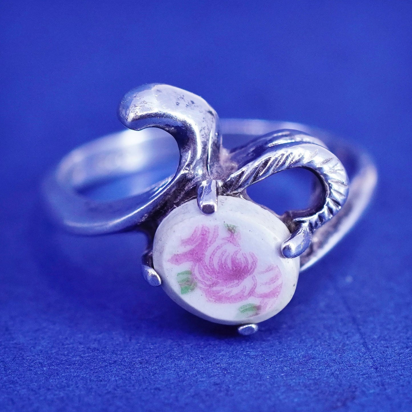Size 5, vintage Sterling silver handmade ring, 925 band with flower ceramics