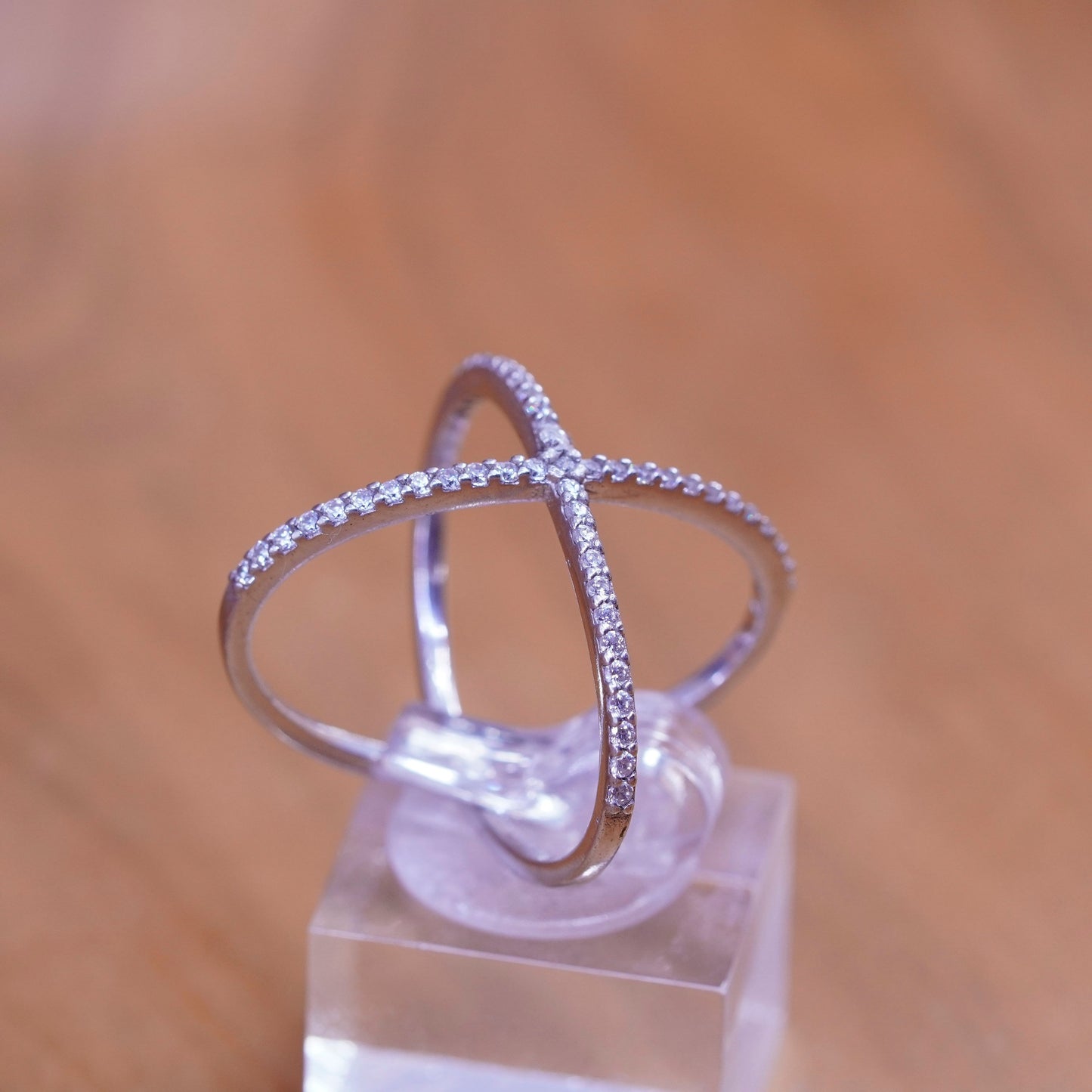 Size 7.5, vintage Sterling silver handmade ring, 925 cross band with cz