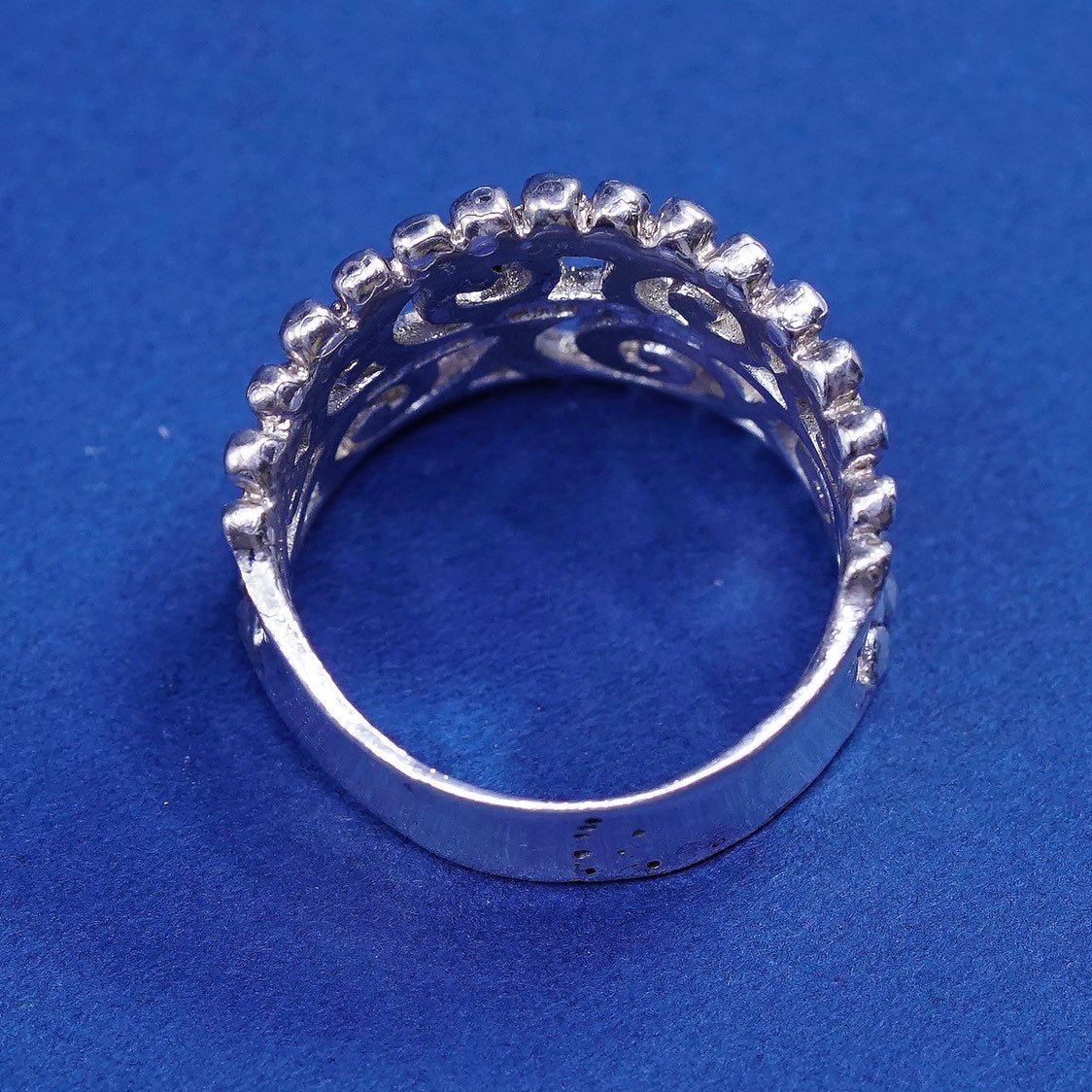 sz 6.75,vtg Sterling silver handmade ring, 925 wide band w/ swirl N beads