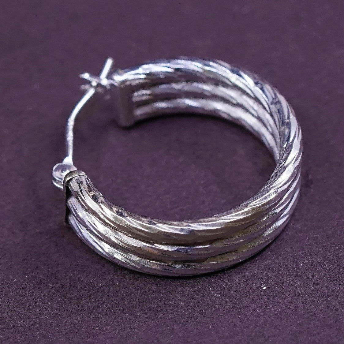 0.5”, 3.1g, VTG 14K gold hoops, twisted huggie white gold earrings, stamped 14K