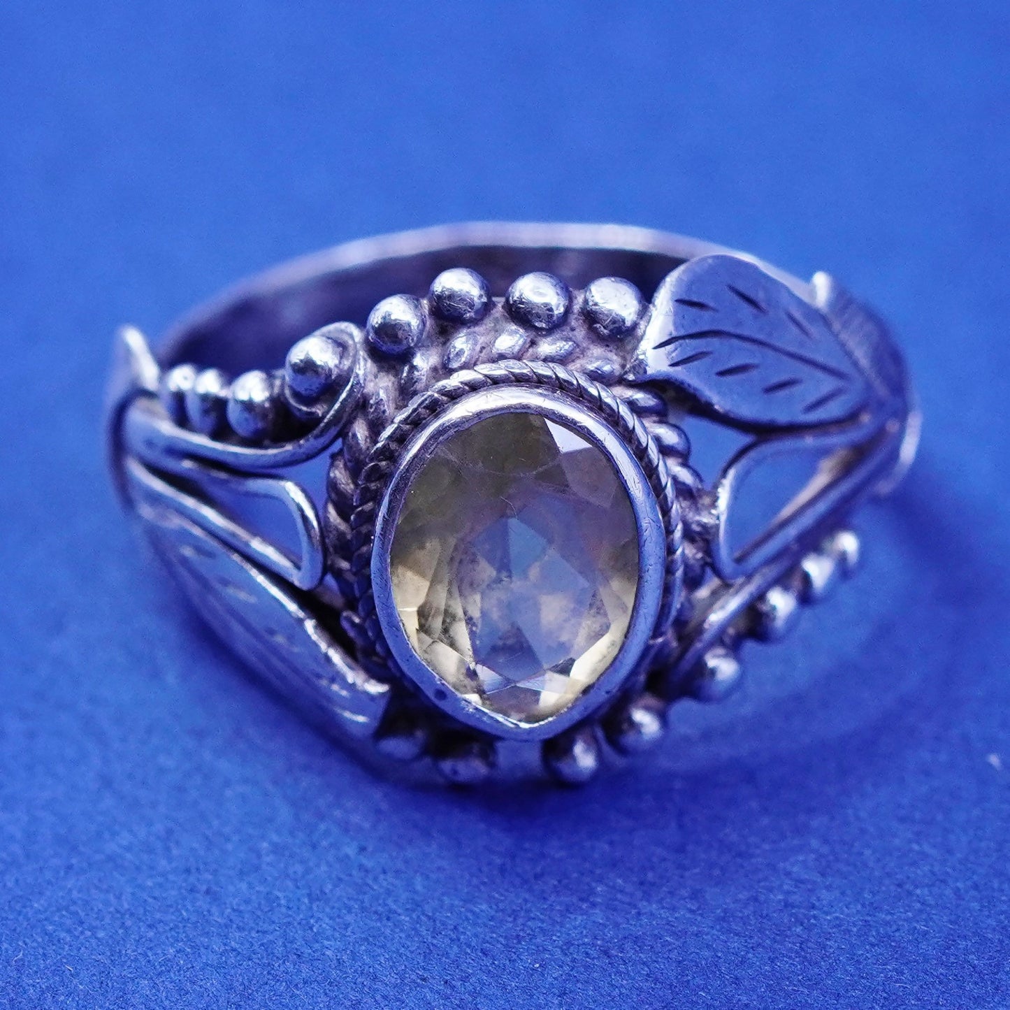 Size 6.25 vintage Sterling 925 silver handmade ring with citrine and leaf sides