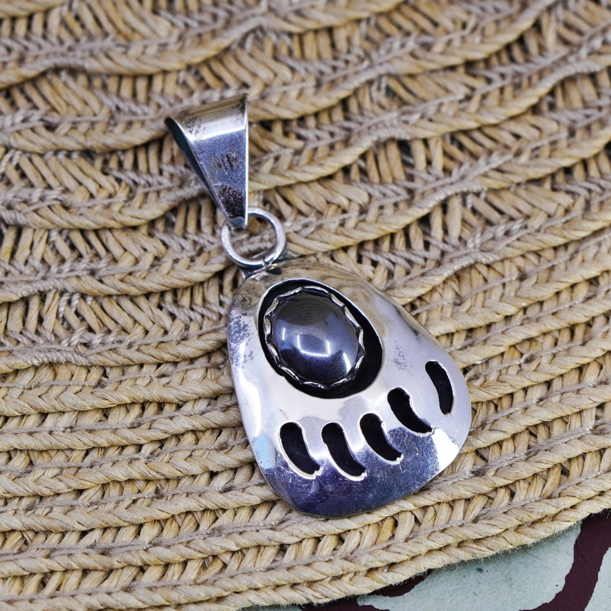 Vintage Mexico Sterling 925 silver handmade modern bear paw pendant hematite