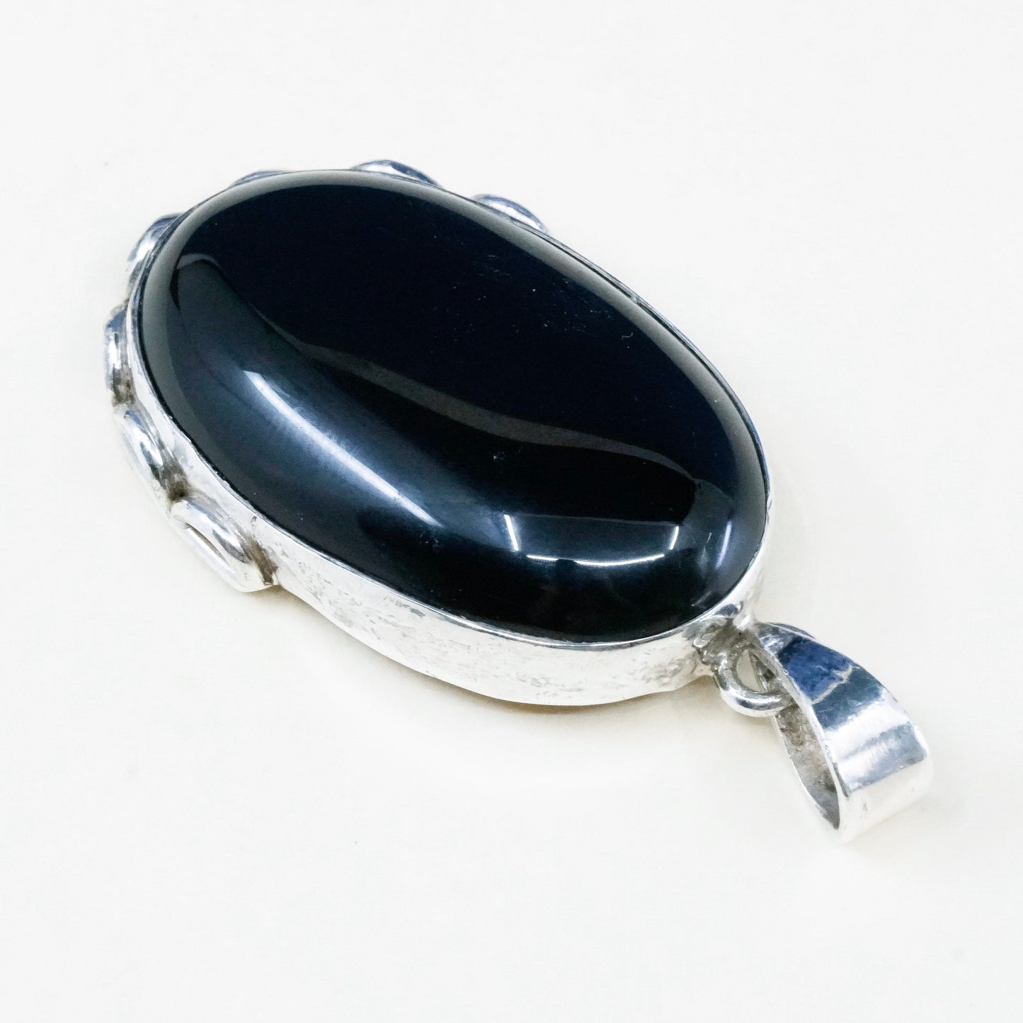 vintage handmade sterling silver pendant, Mexico 925 with oval black onyx