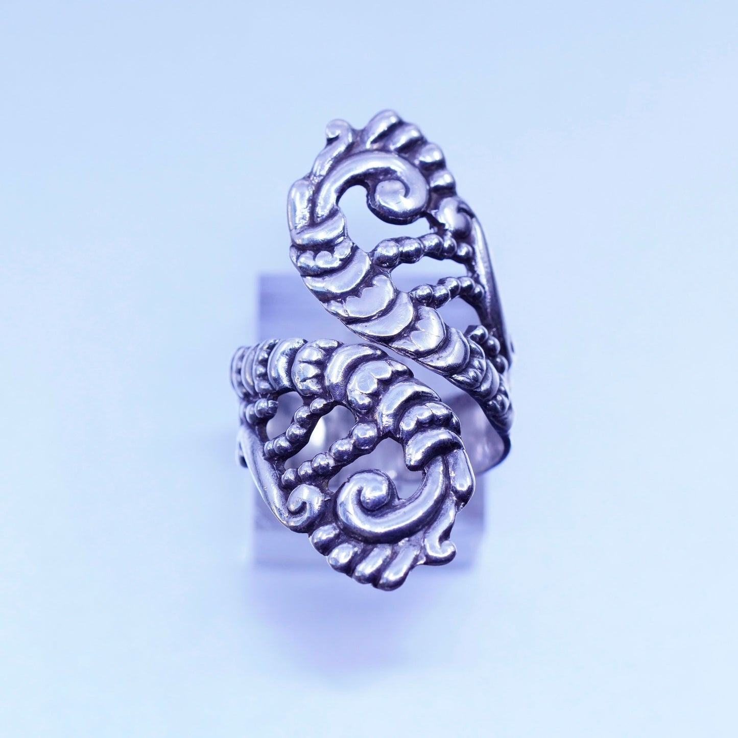 Size adjustable, vtg taxco Sterling 925 silver ring, wrap filigree swirly band