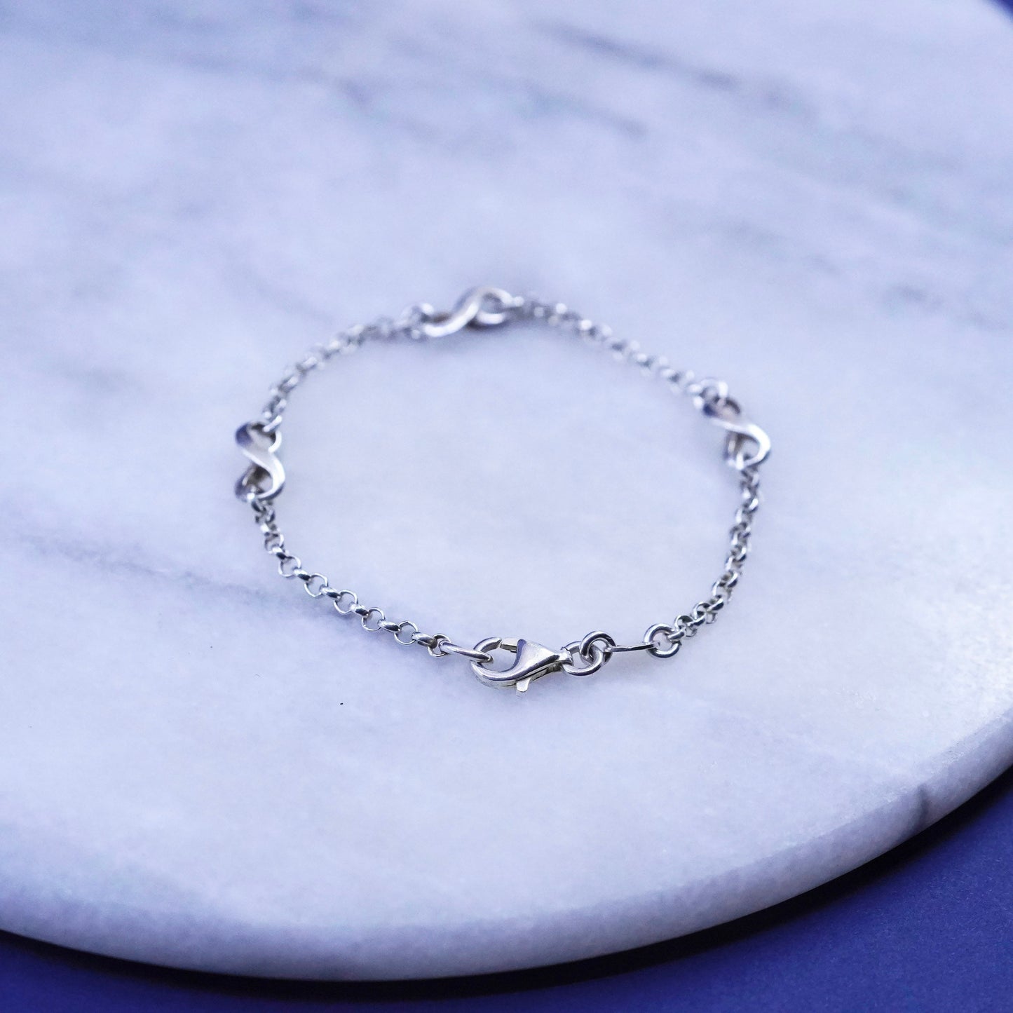6.75”, vintage Sterling silver handmade bracelet 925 circle chain infinity loop