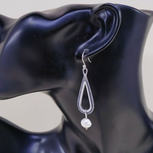 SILPADA W1388 PERFECT PEARL HAMMERED STERLING SILVER PIERCED DROP EARRINGS EVC