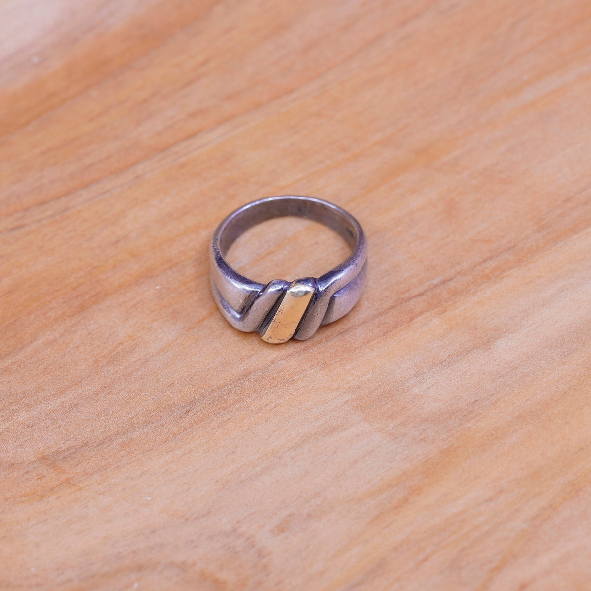Size 6, modern Sterling 925 silver handmade ribbed ring with 14K gold accent