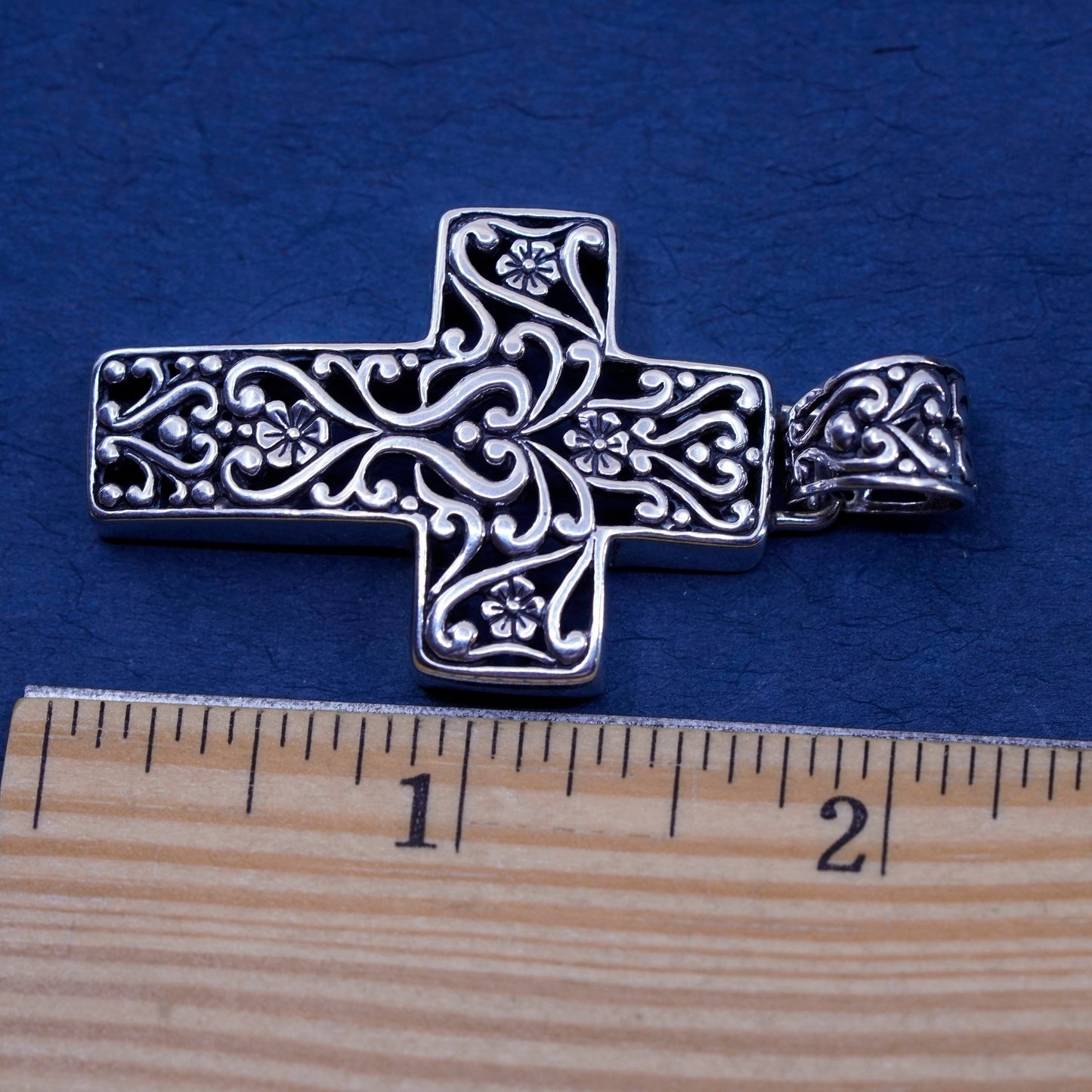 Vintage Carolyn Pollack Sterling silver handmade pendant, 925 cross charm