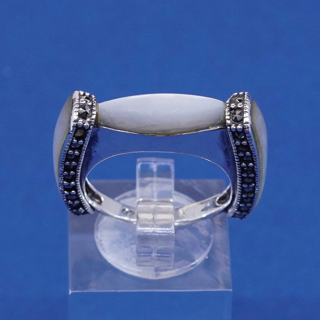sz 8.5, vtg sterling silver handmade ring, 925 w/ mother of pearl N marcasite