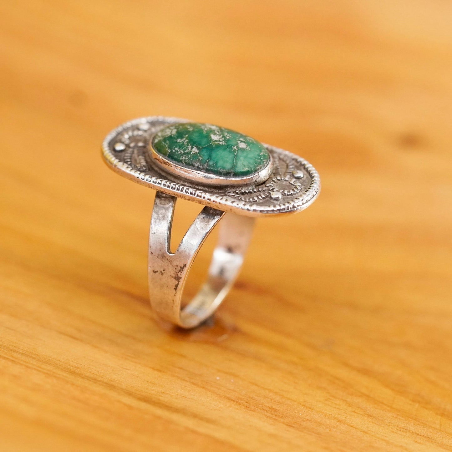 Size 6.5, vintage Sterling 925 silver statement ring with Carico Lake turquoise
