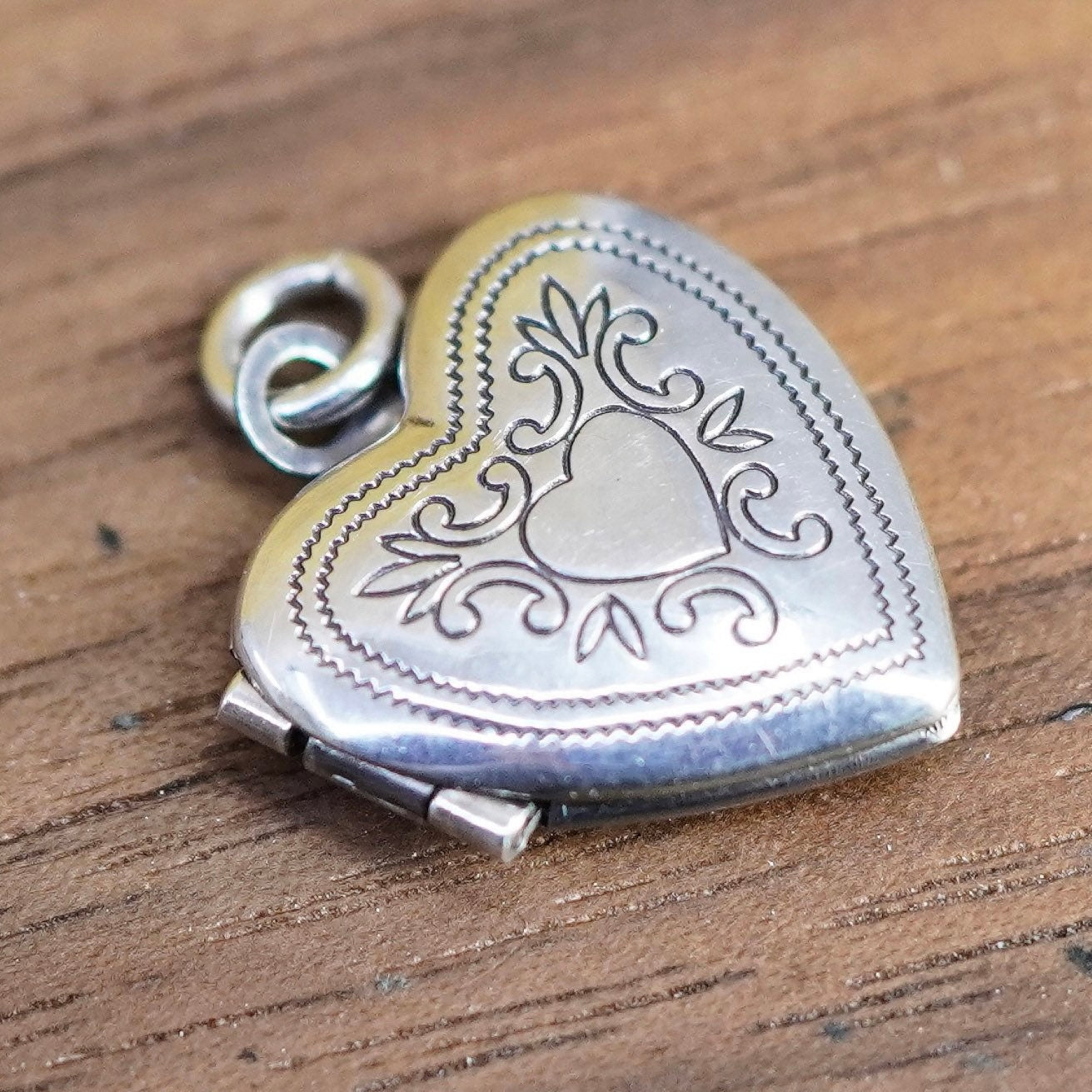 Vintage Sterling silver handmade pendant, 925 heart photo locket