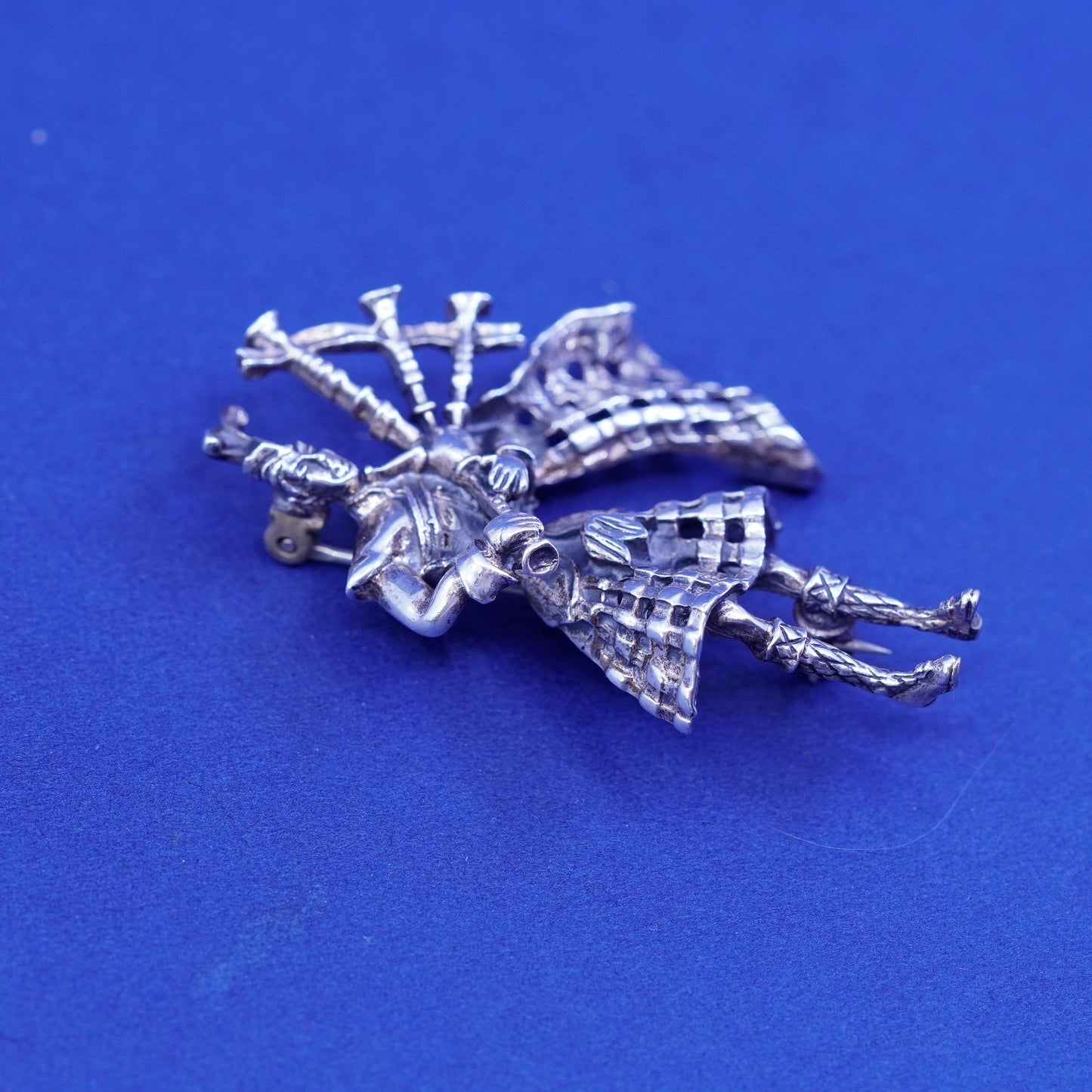 Vintage Sterling silver handmade brooch, 925 Scottish traditional bagpipe pin