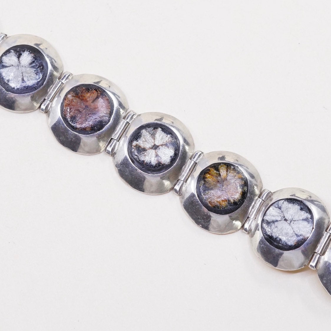 6.5”, VTG Sterling silver handmade bracelet, 925 with mother of pearl clover