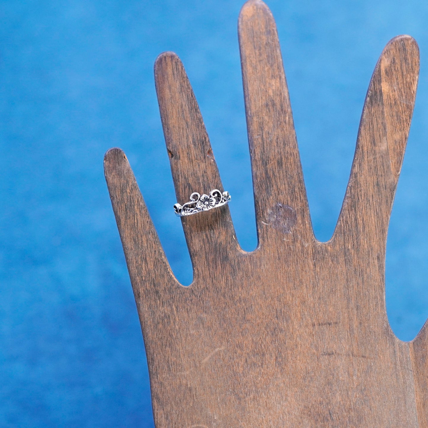 Size 4.25, vintage Sterling silver handmade ring, 925 flower band