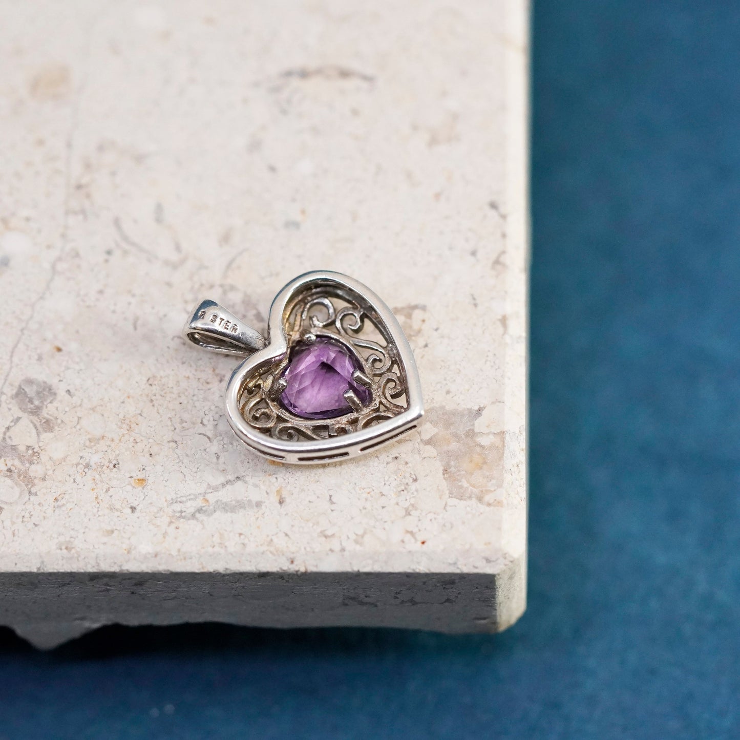 Vintage sterling 925 silver handmade filigree pendant with amethyst