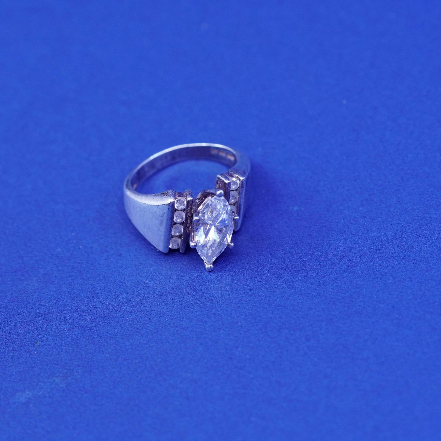 Size 5, Vintage Sterling 925 silver engagement ring with Cz