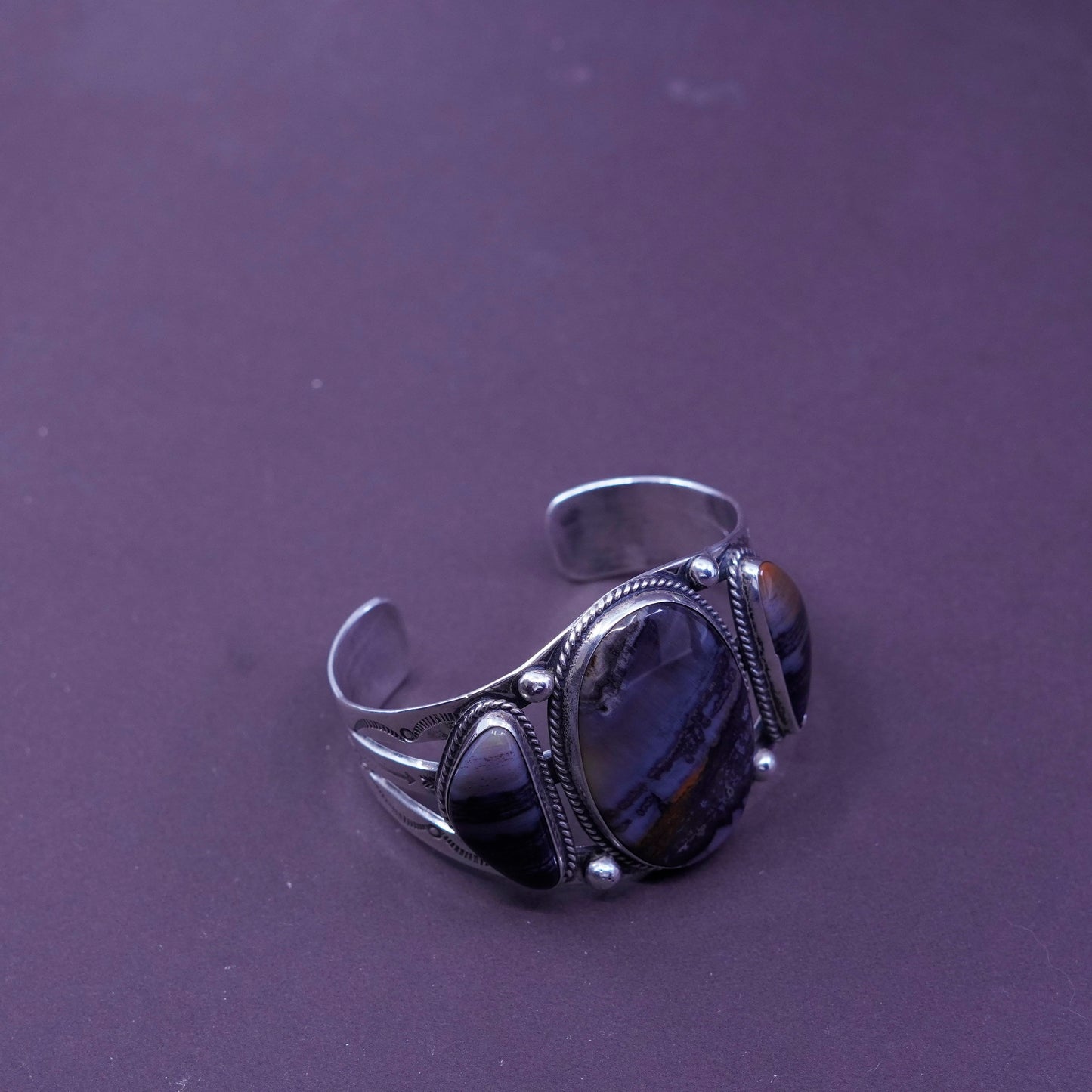 6.5”, Native American Sterling silver bracelet, southwestern 925 cuff w/ agate