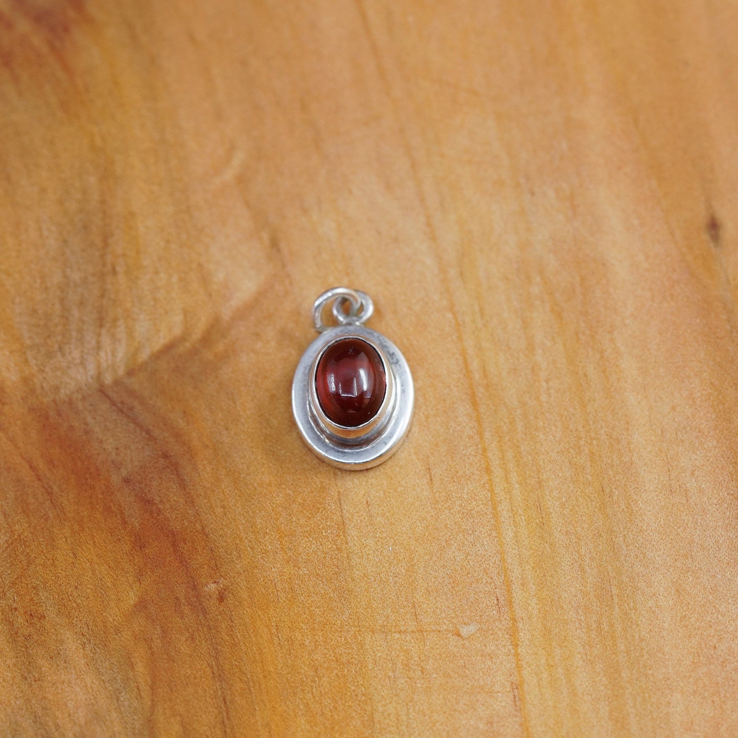 Vintage Sterling silver handmade pendant, 925 oval with garnet