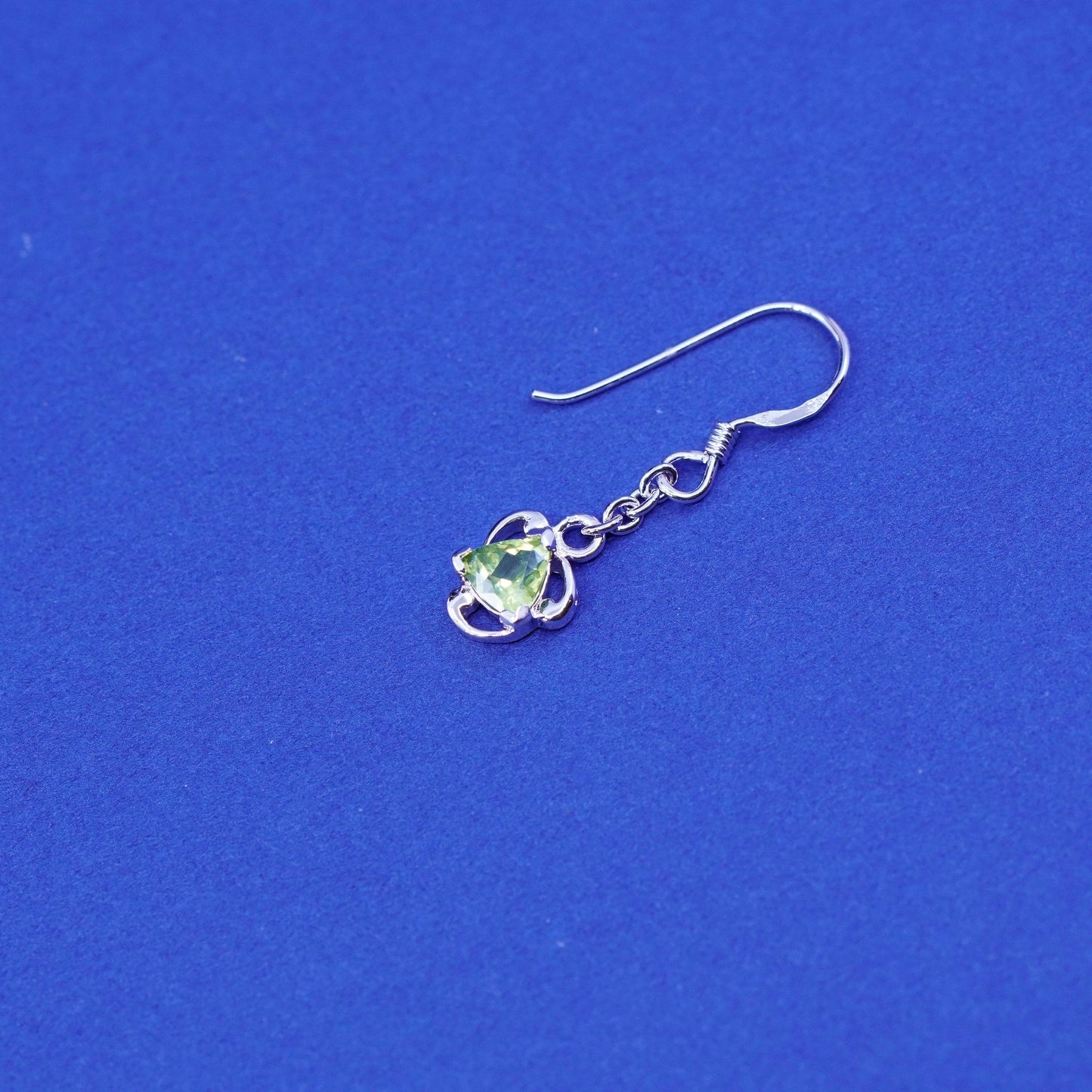 Vintage sterling 925 silver handmade earrings with peridot