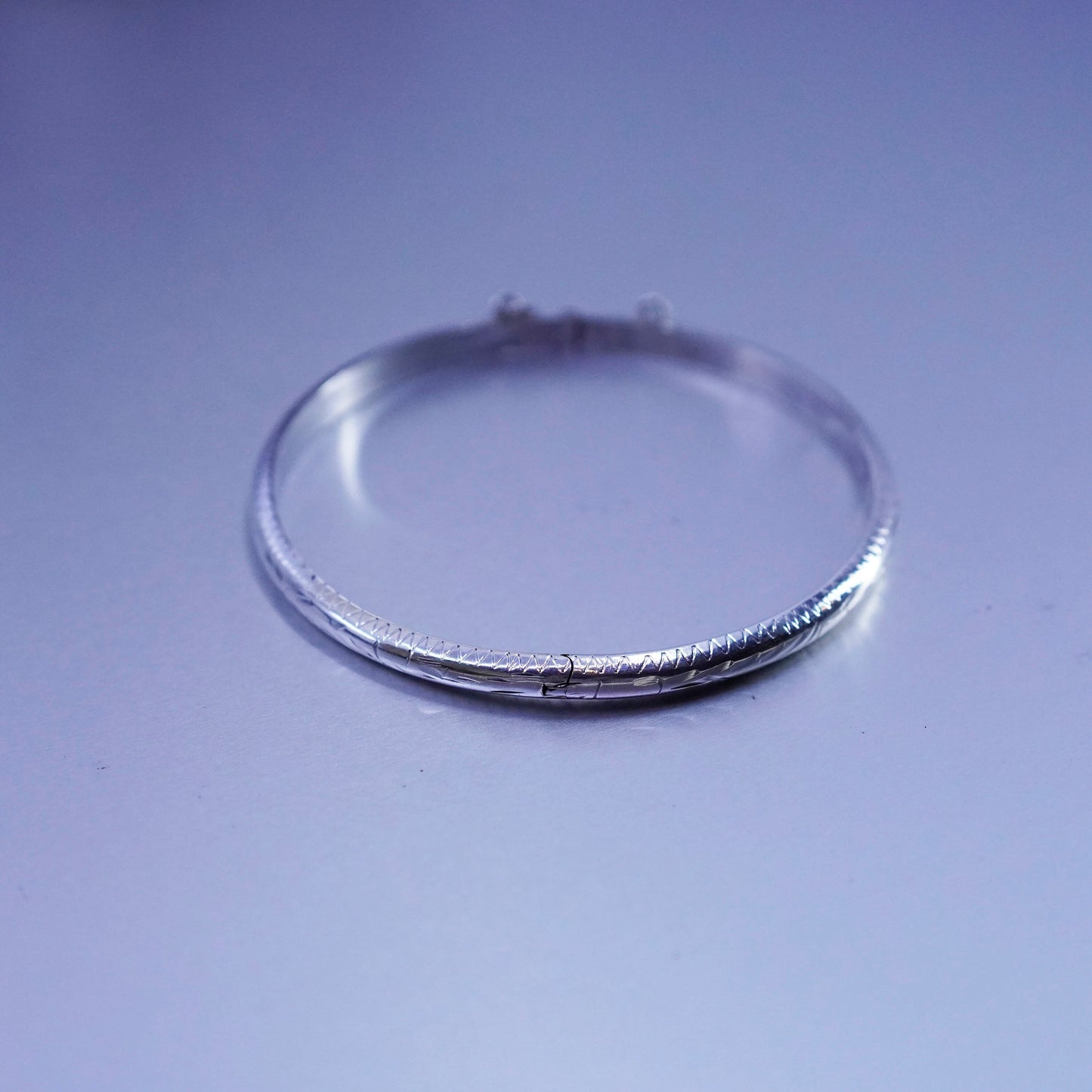 7.5”, Vintage Sterling 925 silver handmade bracelet, textured hinged bangle