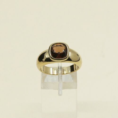 Sz 9, vermeil, gold over Sterling 925 Silver Ring W/ ruby, stamped 925 L