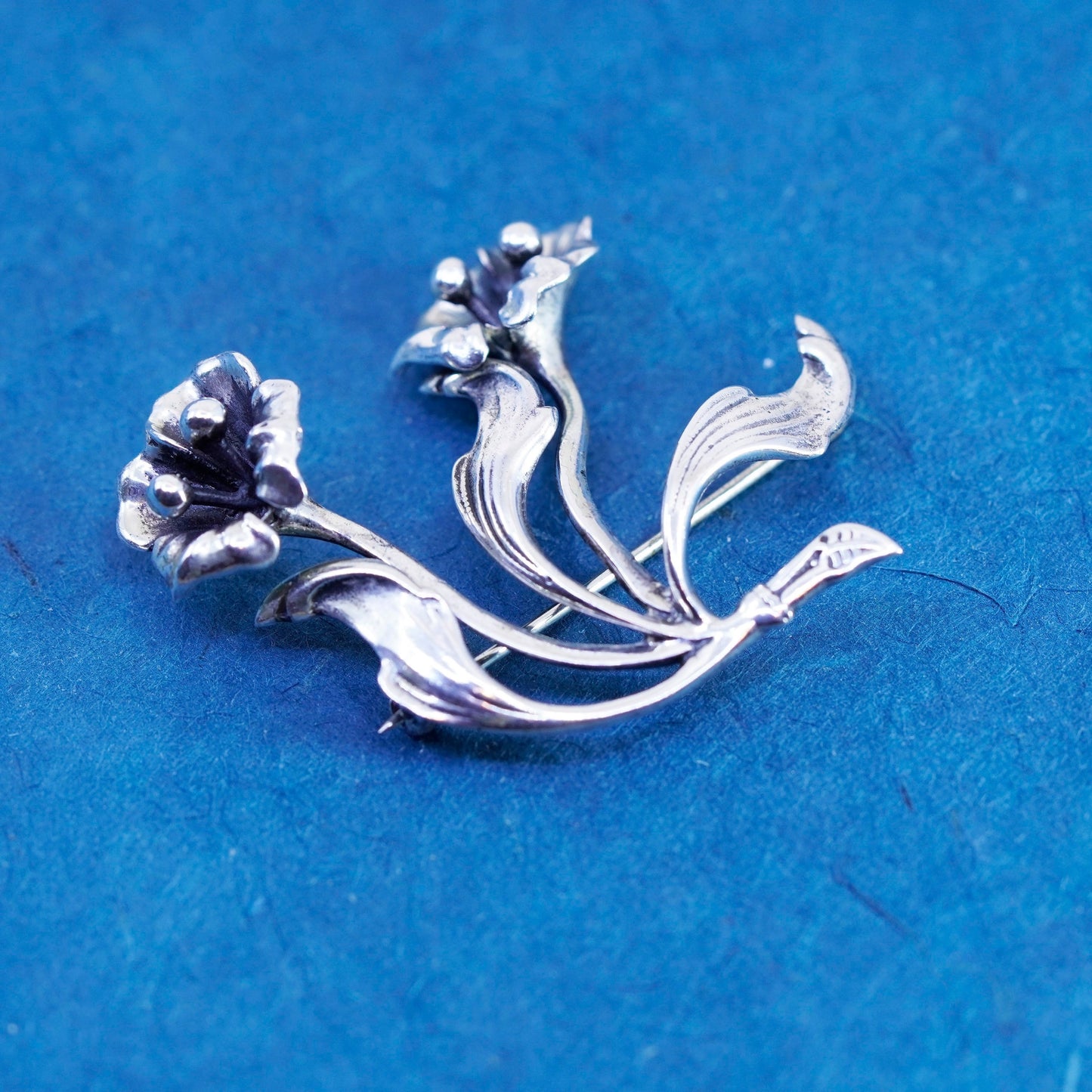 Vintage southwestern Sterling 925 Silver handmade Orchid Flowers Brooch pin
