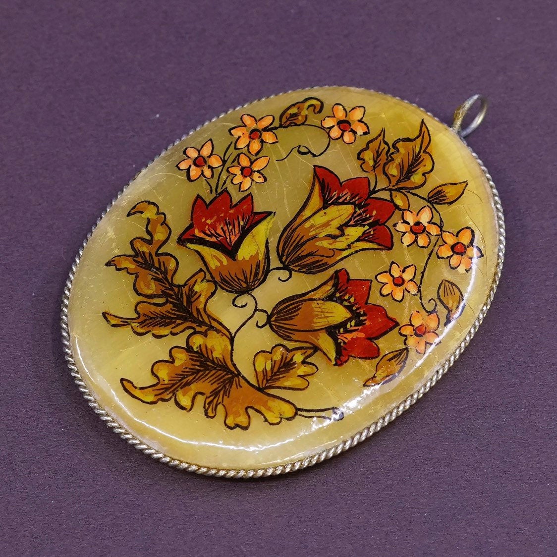 VTG silver tone wire with golden stone and flower details