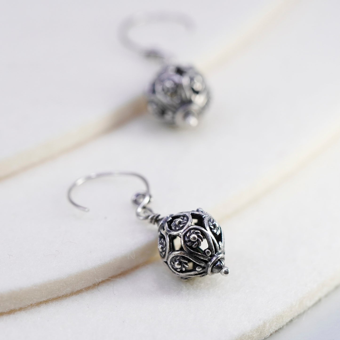 Vintage Sterling 925 silver filigree bead earrings