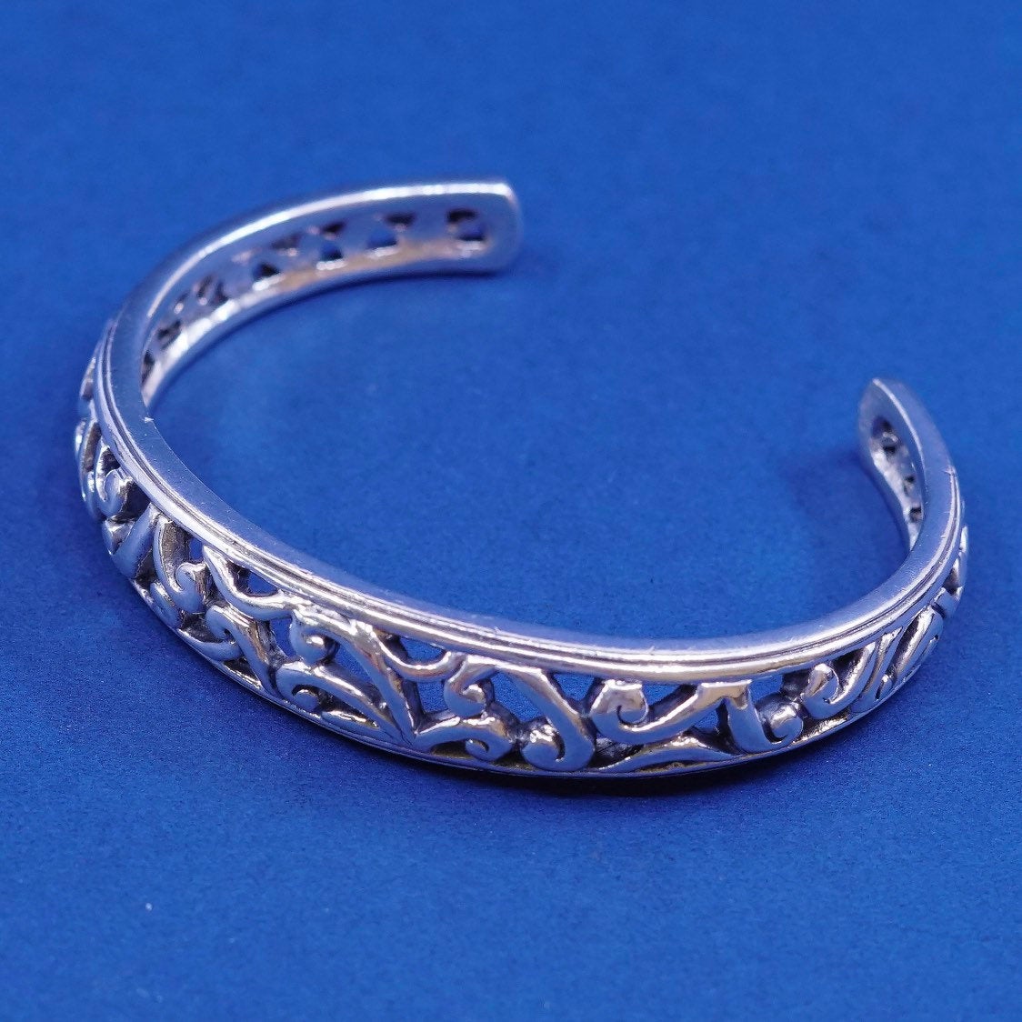 6.75", vtg sterling silver handmade bracelet, 925 cuff w/ filigree swirl