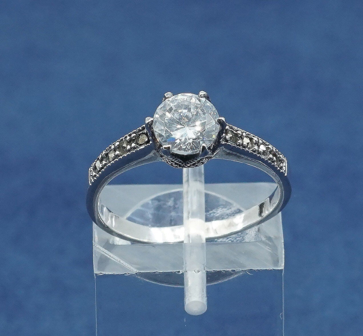 Size 6.5, vtg Sterling silver engagement ring, 925 band w/ clear cz