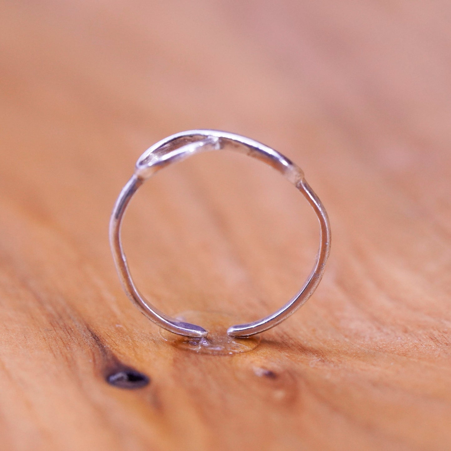 Size 2.5, vintage Sterling silver handmade ring, 925 infinity loop band