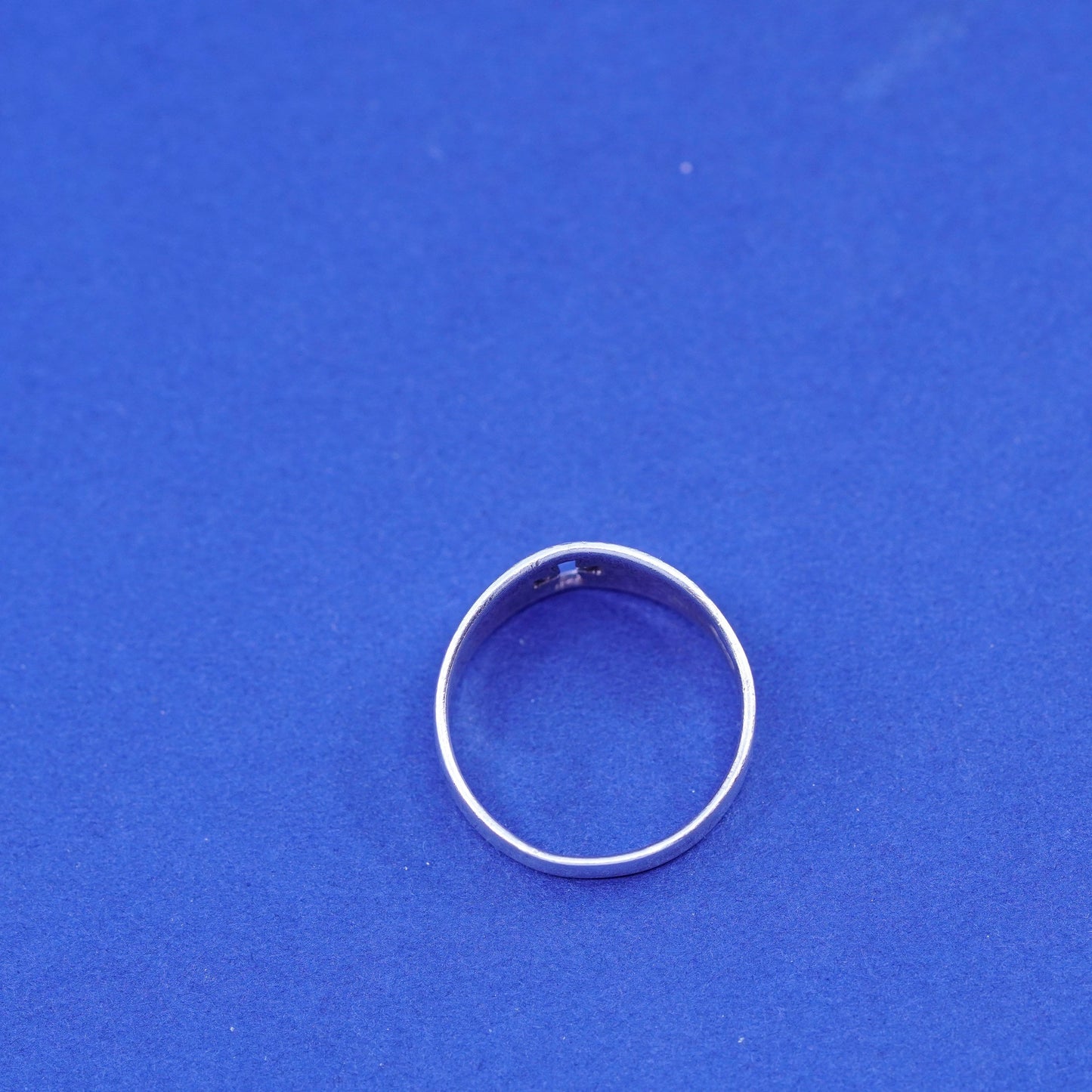 Size 5.75, vintage sterling silver handmade ring, 925 band with cross cut out