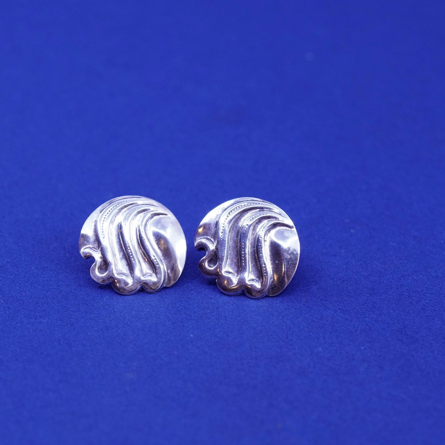 vintage Sterling silver handmade Ribbed earrings, modern 925 studs