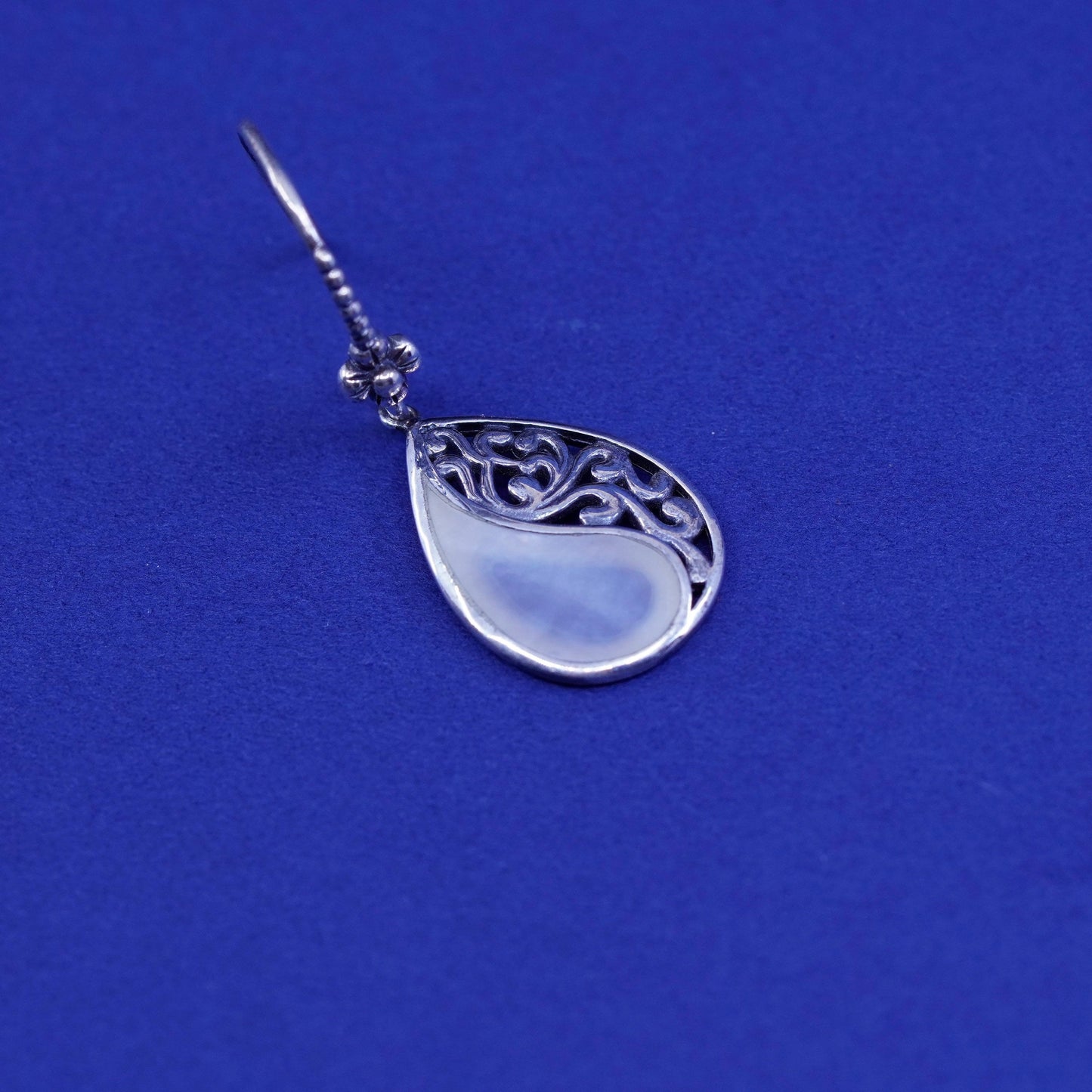 Baroni Sterling 925 silver teardrop filigree earrings w/ mother of pearl