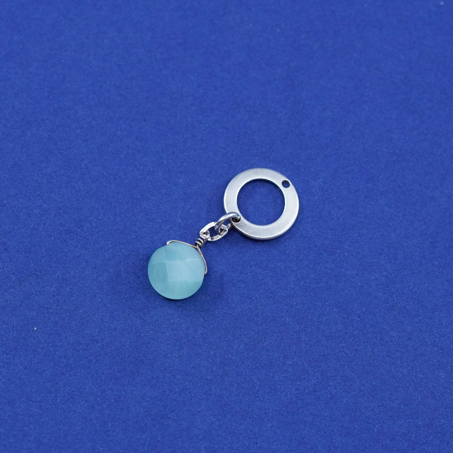 Vintage Sterling silver handmade pendant, 925 circle with jade bead