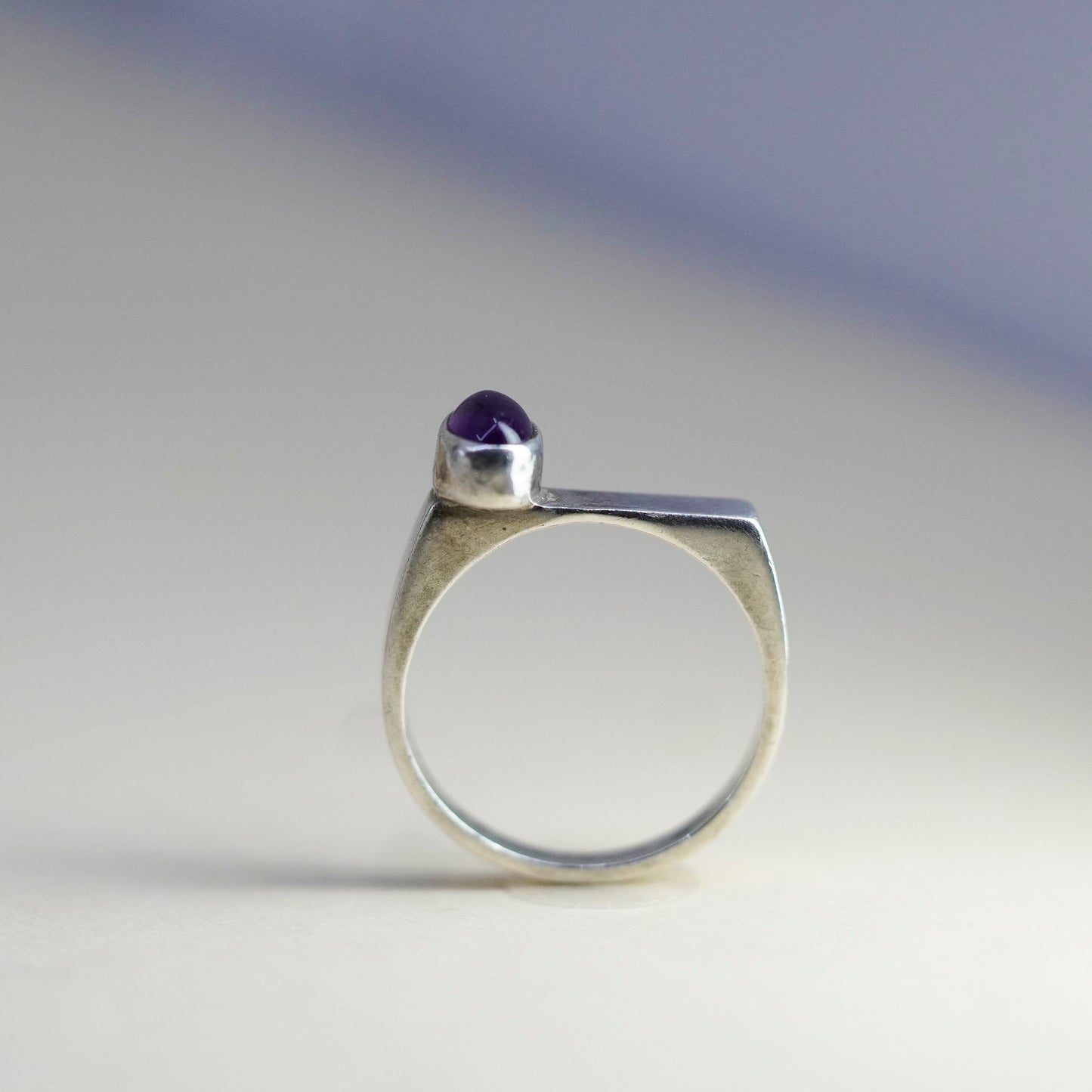 Size 6, vintage Sterling silver cocktail ring, 925 stackable band with amethyst