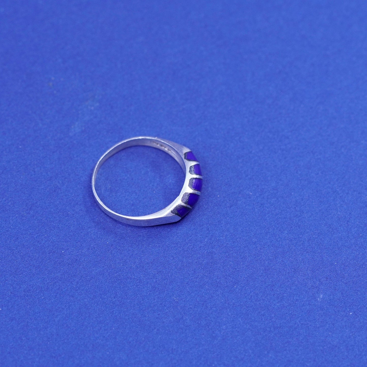 Size 5, vintage Mexico Sterling 925 silver handmade ring band with sodalite