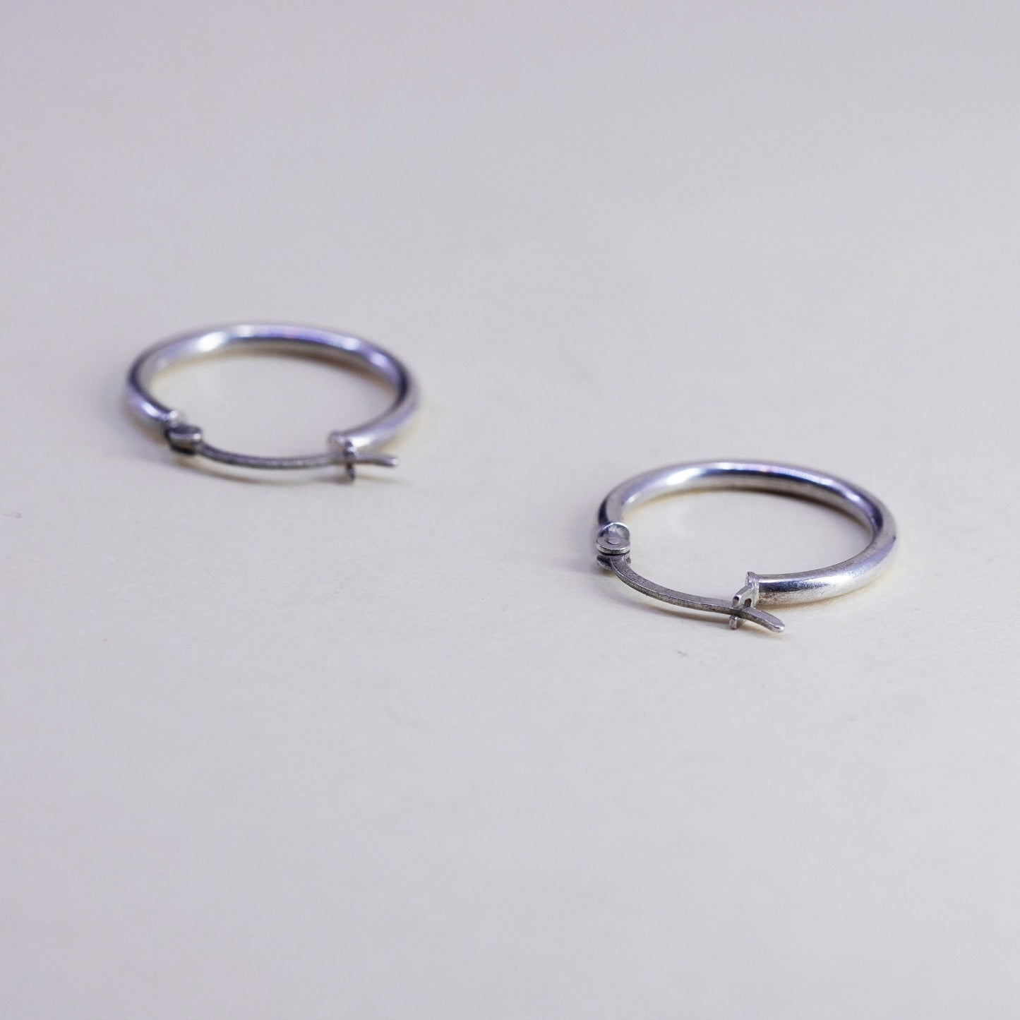 0.75”, Vintage sterling 925 silver loop earrings, minimalist primitive hoops