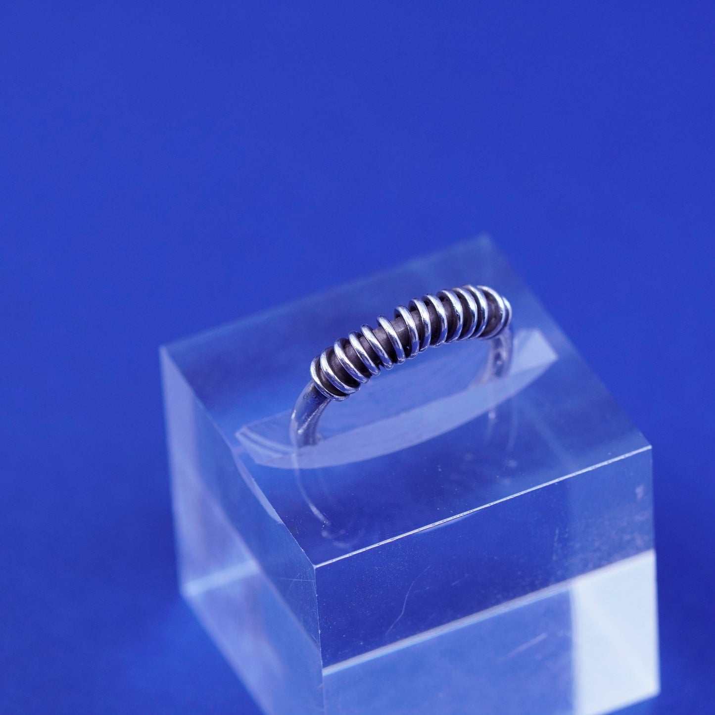Size 3.75, vintage sterling silver ring, mexico 925 wired band