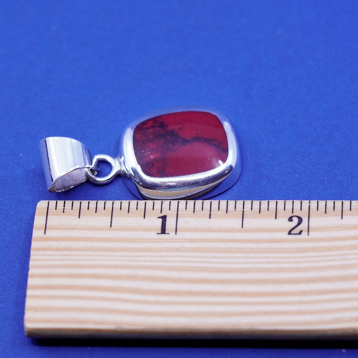 Vintage sterling 925 silver handmade pendant w/ square red jasper