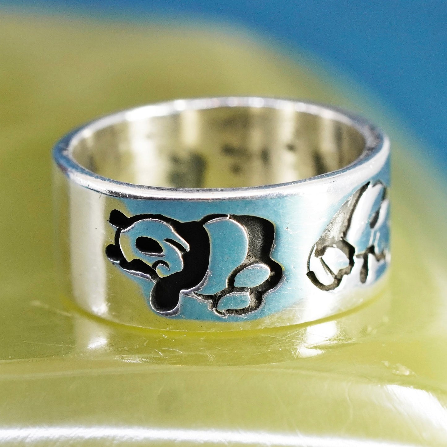 Size 7.75, vintage Sterling silver handmade ring, 925 band with panda Embossed