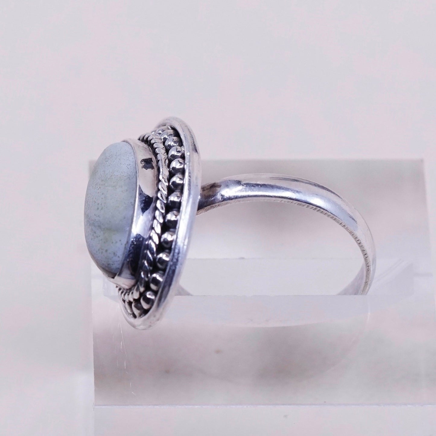 Size 7.5, vtg Southwestern sterling 925 silver handmade ring w/ agate N beads